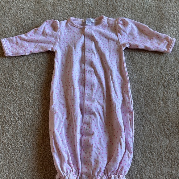 Kissy Kissy Girl’s Gown, size Preemie - Picture 1 of 3